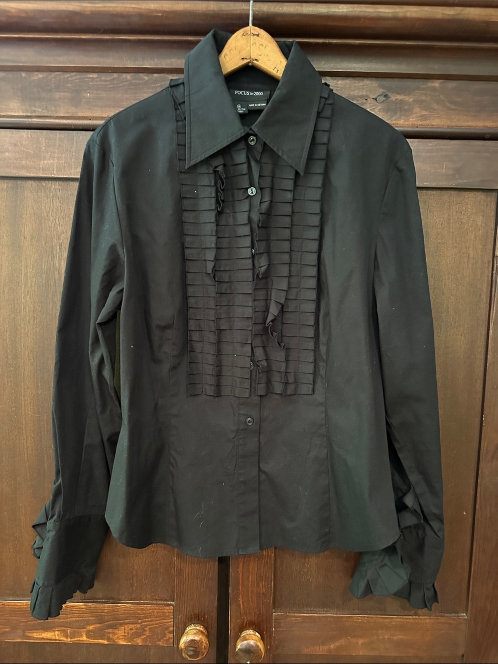 FOCUS 2000 women’s button down shirt
